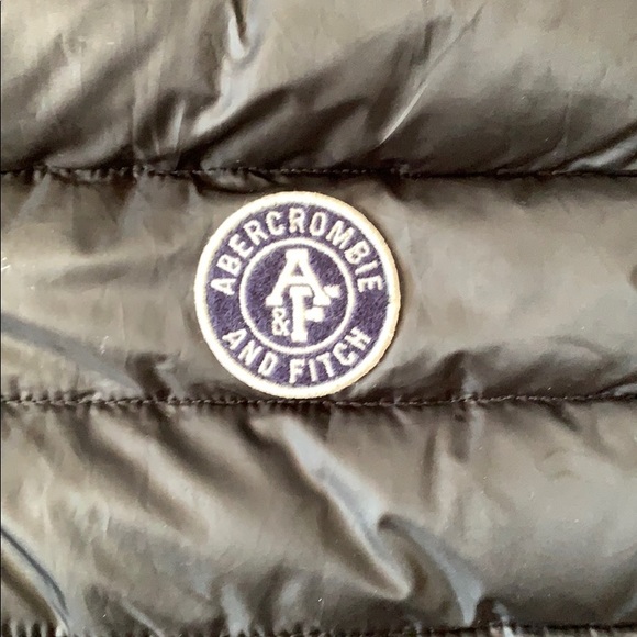 Abercrombie & Fitch old school cold weather vest - Picture 2 of 2